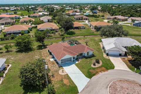 Villa ou maison à vendre à Punta Gorda, Floride: 2 chambres, 132.94 m2 № 1336476 - photo 5