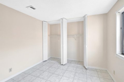 Condominio en venta en Royal Palm Beach, Florida, 3 dormitorios, 111.48 m2 № 1040673 - foto 15