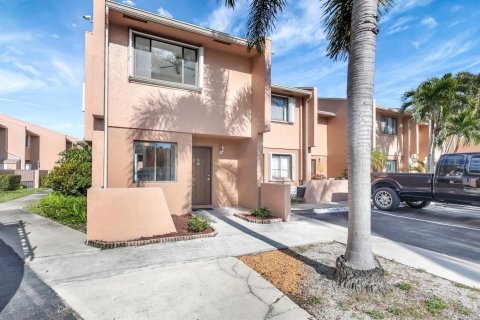 Condominio en venta en Royal Palm Beach, Florida, 3 dormitorios, 111.48 m2 № 1040673 - foto 11