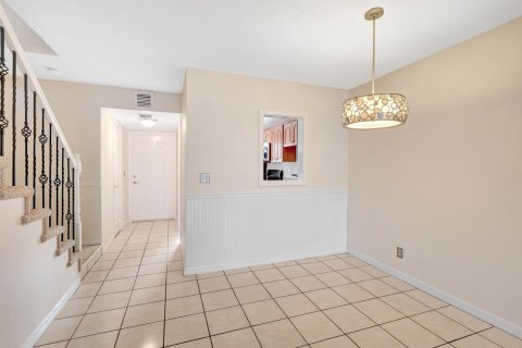 Condominio en venta en Royal Palm Beach, Florida, 3 dormitorios, 111.48 m2 № 1040673 - foto 3