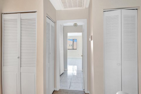 Condominio en venta en Royal Palm Beach, Florida, 3 dormitorios, 111.48 m2 № 1040673 - foto 17