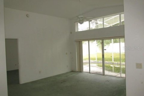 House in Davenport, Florida 4 bedrooms, 168.8 sq.m. № 1335136 - photo 3