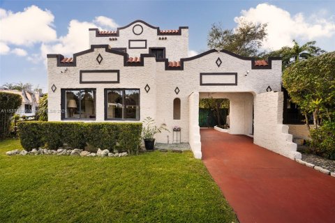 Casa en venta en Biscayne Park, Florida, 4 dormitorios, 321.35 m2 № 1033189 - foto 8