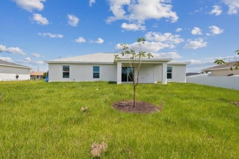 Villa ou maison à vendre à Cape Coral, Floride: 4 chambres, 164.16 m2 № 1331817 - photo 23