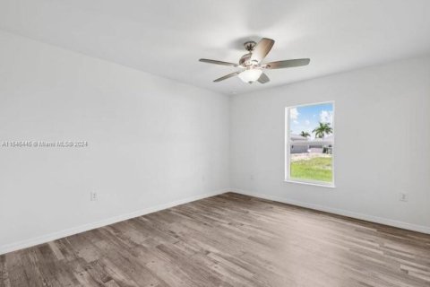 Casa en venta en Cape Coral, Florida, 4 dormitorios, 164.16 m2 № 1331817 - foto 14