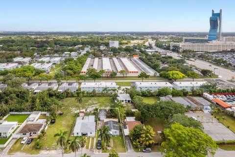 Villa ou maison à vendre à Dania Beach, Floride: 1 chambre, 62.43 m2 № 1331792 - photo 14