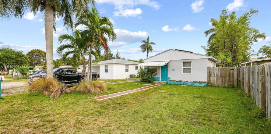 Casa en Dania Beach, Florida 1 dormitorio, 62.43 m2 № 1331792