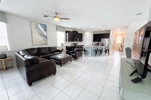 House in SOLARA RESORT in Kissimmee, Florida 7 bedrooms, 328.22 sq.m. № 1358315 - photo 5