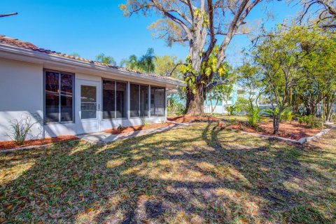 Villa ou maison à louer à Sarasota, Floride: 3 chambres, 202.16 m2 № 1358309 - photo 4