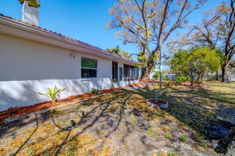 Villa ou maison à louer à Sarasota, Floride: 3 chambres, 202.16 m2 № 1358309 - photo 7