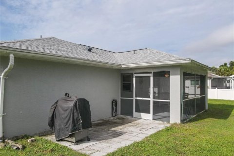 Villa ou maison à vendre à North Port, Floride: 3 chambres, 115.2 m2 № 1352417 - photo 29