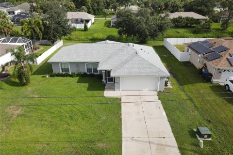 House in North Port, Florida 3 bedrooms, 115.2 sq.m. № 1352417 - photo 3