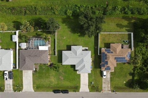 Casa en venta en North Port, Florida, 3 dormitorios, 115.2 m2 № 1352417 - foto 4