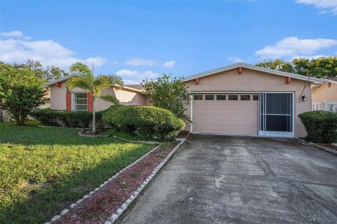 Casa en venta en Port Richey, Florida, 3 dormitorios, 140.47 m2 № 1397939 - foto 3