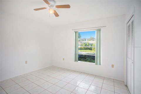 Casa en venta en Port Richey, Florida, 3 dormitorios, 140.47 m2 № 1397939 - foto 20