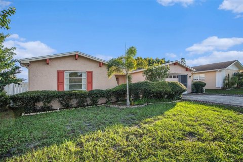 Casa en venta en Port Richey, Florida, 3 dormitorios, 140.47 m2 № 1397939 - foto 4