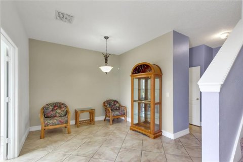 House in Orlando, Florida 3 bedrooms, 178.37 sq.m. № 1397981 - photo 4