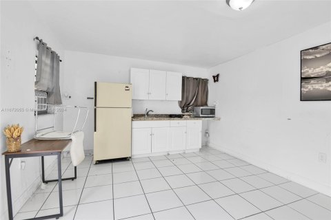 House in Opa-locka, Florida 3 bedrooms, 154.31 sq.m. № 1394256 - photo 30