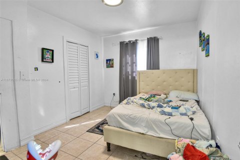 Casa en venta en Opa-locka, Florida, 3 dormitorios, 154.31 m2 № 1394256 - foto 23