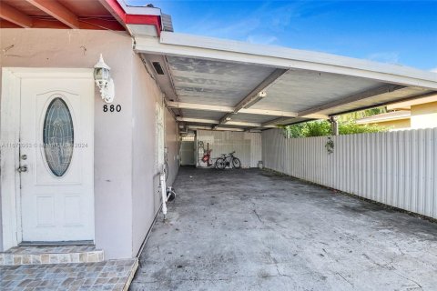 Villa ou maison à vendre à Opa-locka, Floride: 3 chambres, 154.31 m2 № 1394256 - photo 4