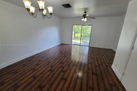 Copropriété à louer à Pompano Beach, Floride: 2 chambres, 96.62 m2 № 1345746 - photo 2