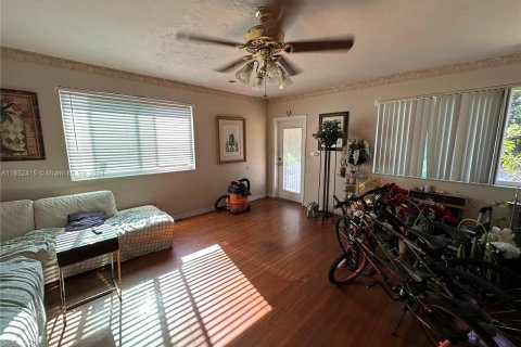 Immobilier commercial à vendre à Miami, Floride: 143.81 m2 № 1345743 - photo 17