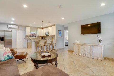 Immobilier commercial à vendre à North Palm Beach, Floride: 299.52 m2 № 1058817 - photo 12