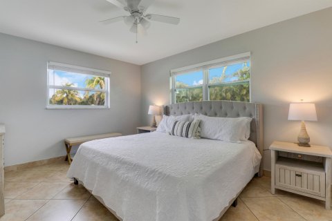 Immobilier commercial à vendre à North Palm Beach, Floride: 299.52 m2 № 1058817 - photo 9