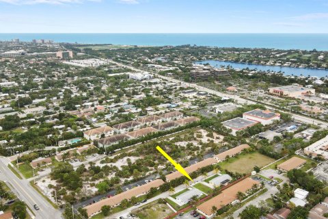 Immobilier commercial à vendre à North Palm Beach, Floride: 299.52 m2 № 1058817 - photo 4