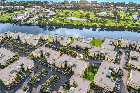 Condominio en venta en Boynton Beach, Florida, 2 dormitorios, 111.48 m2 № 1079753 - foto 13