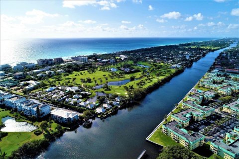 Condo in Boynton Beach, Florida, 2 bedrooms  № 1079753 - photo 12