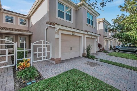 Copropriété à vendre à Davenport, Floride: 2 chambres, 133.31 m2 № 1039372 - photo 3