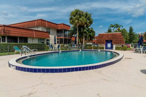 Copropriété à vendre à Royal Palm Beach, Floride: 2 chambres, 97.36 m2 № 1065491 - photo 7