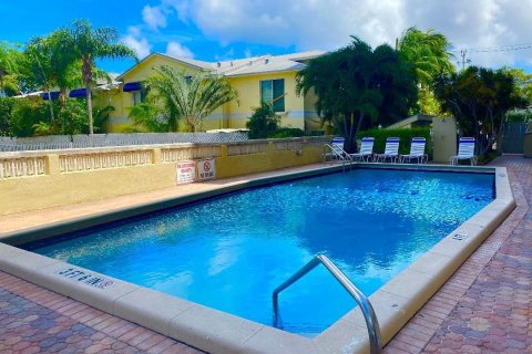 Condo in Fort Lauderdale, Florida, 1 bedroom  № 1230274 - photo 3