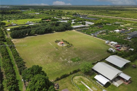 Купить земельный участок в Хомстед, Флорида № 1068471 - фото 27