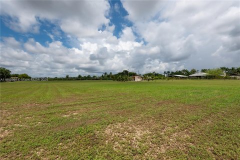 Купить земельный участок в Хомстед, Флорида № 1068471 - фото 4