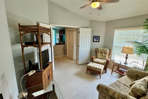 Villa ou maison à vendre à North Port, Floride: 2 chambres, 137.22 m2 № 1071409 - photo 11