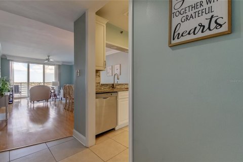 Condo in South Pasadena, Florida, 2 bedrooms  № 1383178 - photo 5