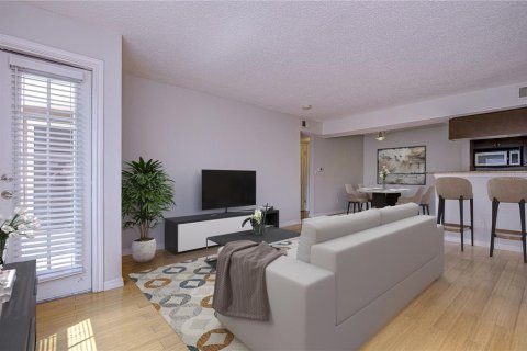 Condo in Saint Petersburg, Florida, 1 bedroom  № 1383181 - photo 4