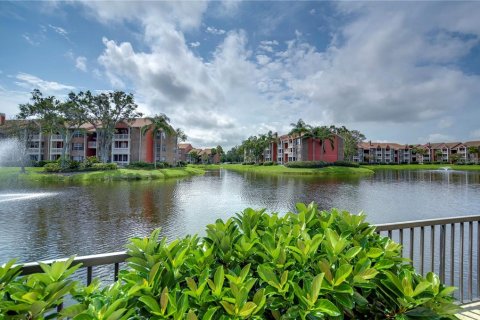 Condo in Saint Petersburg, Florida, 1 bedroom  № 1383181 - photo 27