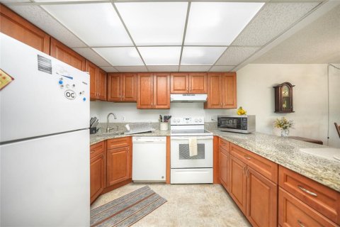 Copropriété à vendre à Port Charlotte, Floride: 2 chambres, 85.38 m2 № 1383734 - photo 11