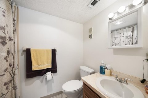 Condo in Port Charlotte, Florida, 2 bedrooms  № 1383734 - photo 16