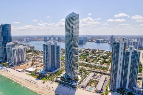 Studio in the Condo in Sunny Isles Beach, Florida  № 1054107 - photo 22