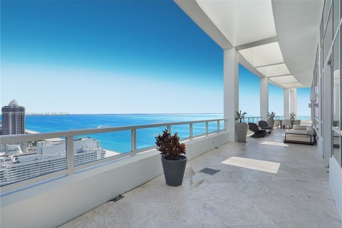 Copropriété à vendre à Miami Beach, Floride: 5 chambres, 418.06 m2 № 1167804 - photo 1