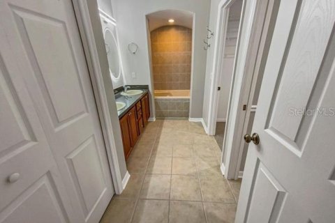 Touwnhouse à vendre à Orlando, Floride: 2 chambres, 217.11 m2 № 1403873 - photo 26