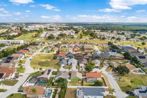 House in Davenport, Florida 3 bedrooms, 126.16 sq.m. № 1336796 - photo 30