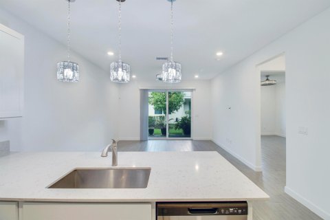 Casa en venta en Delray Beach, Florida, 2 dormitorios, 122.54 m2 № 1217248 - foto 5