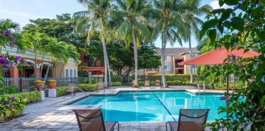 Condo à West Palm Beach, Floride, 2 chambres  № 1348054