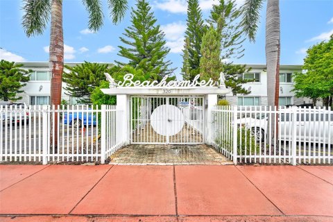 Copropriété à vendre à Miami Beach, Floride: 1 chambre, 58.71 m2 № 1348136 - photo 17