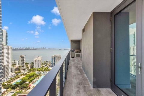 Condo in Miami, Florida, 1 bedroom  № 1073250 - photo 24